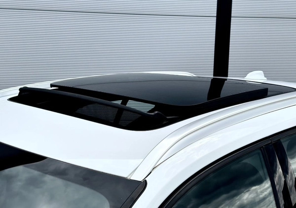 Volvo XC 40 cena 107999 przebieg: 139953, rok produkcji 2018 z Siewierz małe 781